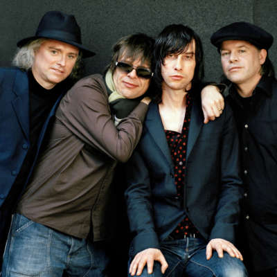 Secret Garden Party 2016 announces Primal Scream, Oscar, and Formation