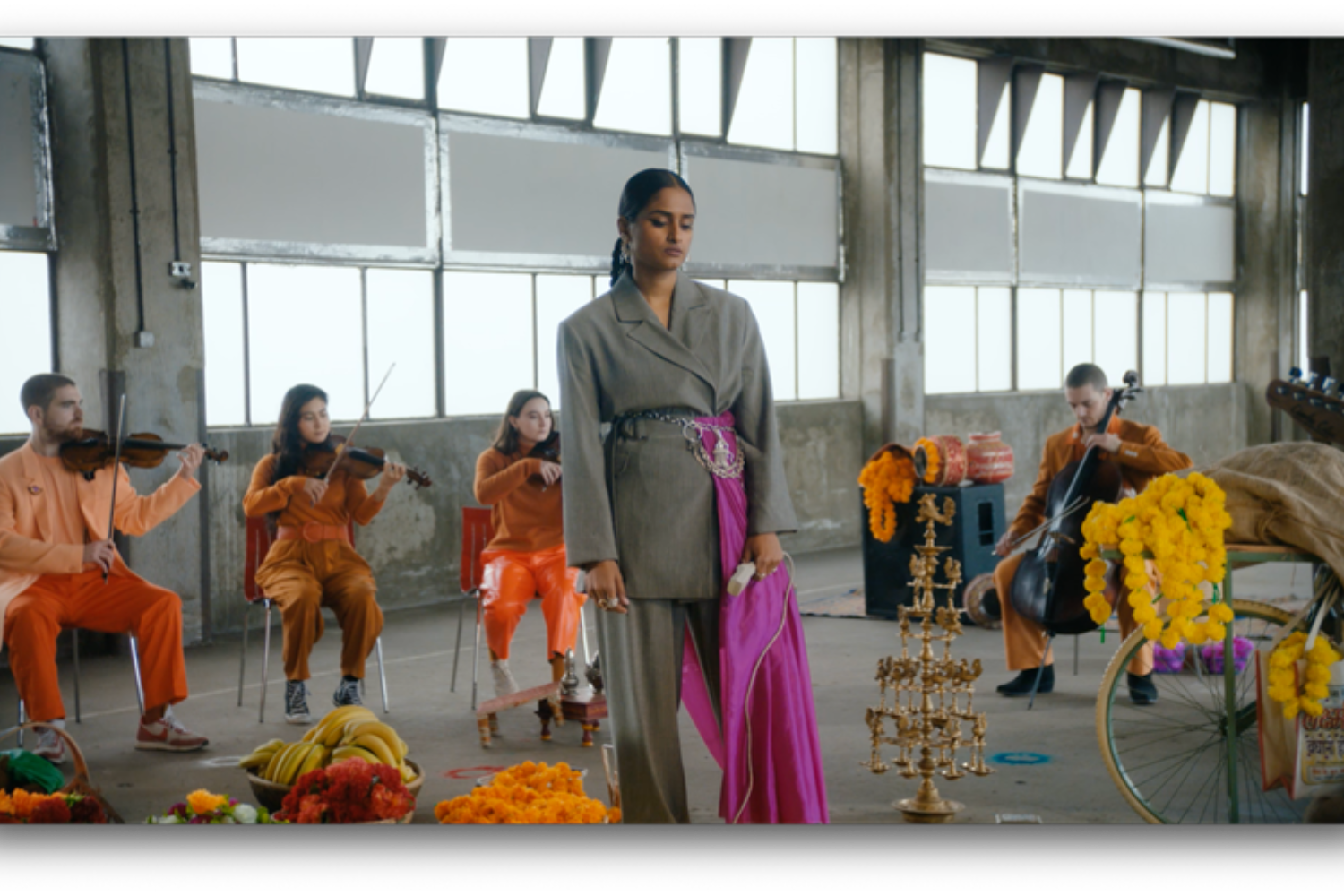 Priya Ragu performs 'Forgot About'