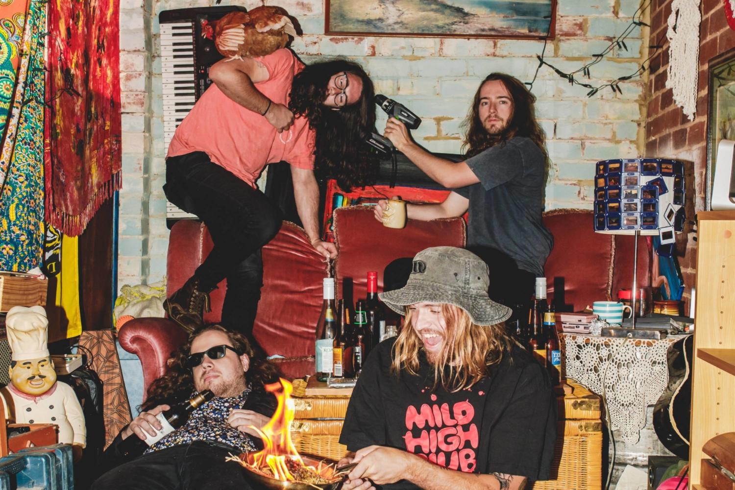 Psychedelic Porn Crumpets unveil new single ‘Hymn For A Droid’