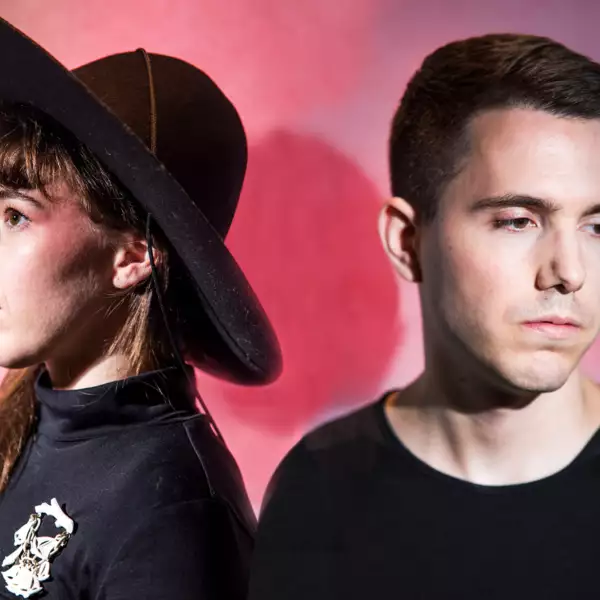 Watch Purity Ring bring ‘bodyache’ to Conan