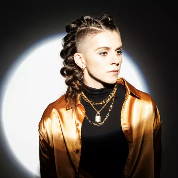 PVRIS share 'Gimme A Minute' video