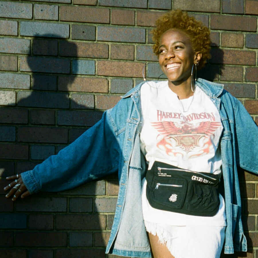 Rachel Chinouriri shares new track 'Mama's Boy'