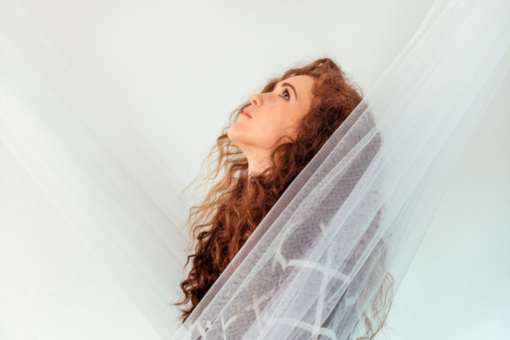 Light it up, Rae Morris: "I'm so relieved that I don't have any regrets"