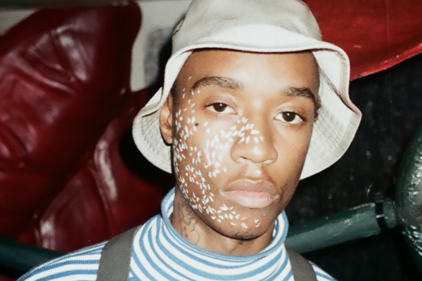 Rejjie Snow releases new track 'Mirrors'