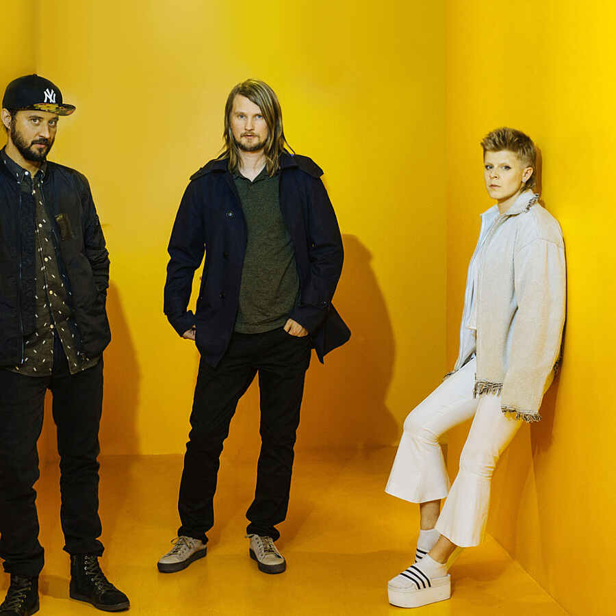 New issue of DIY out now feat Röyksopp and Robyn, Woman's Hour & more
