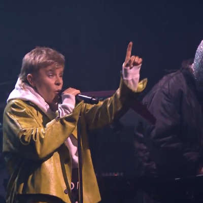 Watch Röyksopp & Robyn bring ‘Do It Again’ to Fallon