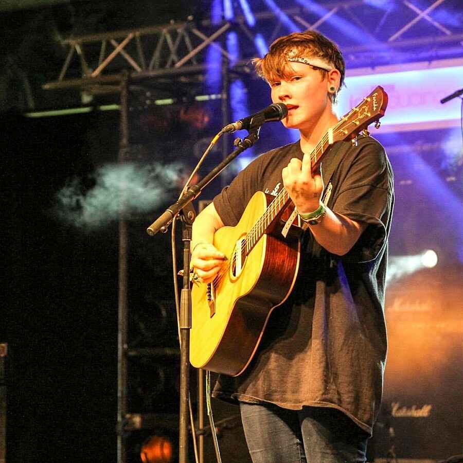 Glaston-busy? Saturday's acts you might've missed
