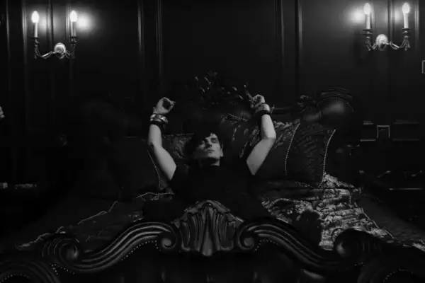 SALEM share 'Throat' video