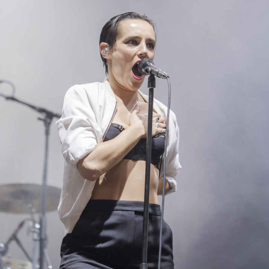 Savages steal the show at Reading 2016