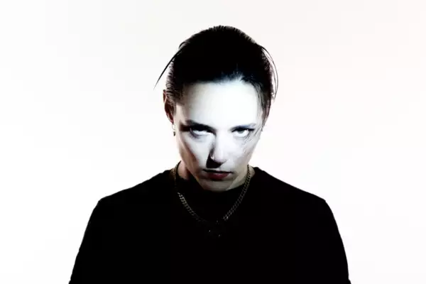 Jehnny Beth unleashes 'I'm The Man' video