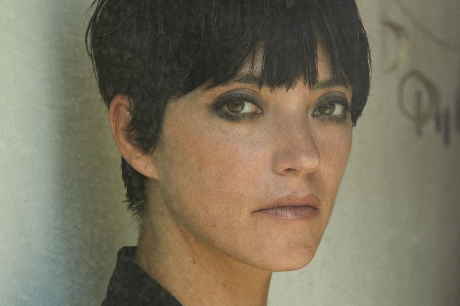 Sharon Van Etten announces deluxe edition of 'We've Been Going About This All Wrong'