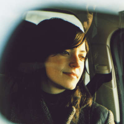 Watch Sharon Van Etten bring a New Zealand news anchor to tears with surprise show