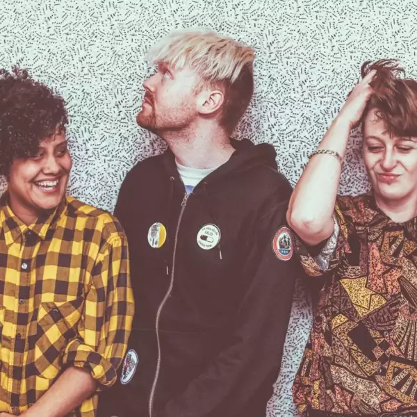 Shopping announce UK tour for December