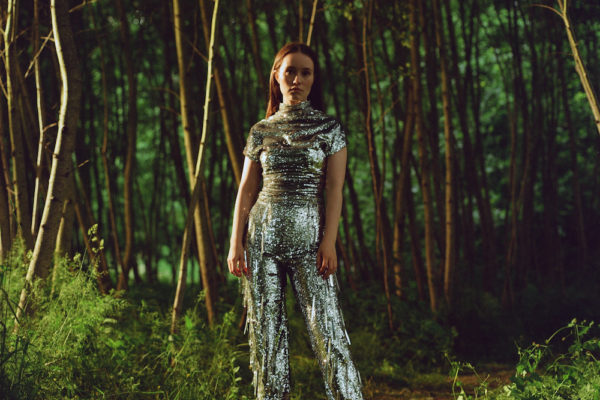 Kelly Lee Owens remixes Sigrid's 'Mirror'