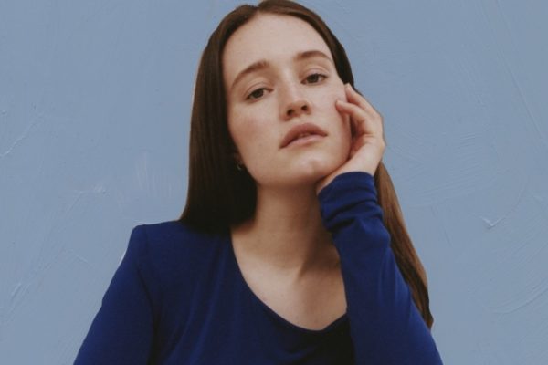 Sigrid releases new bop 'Burning Bridges'