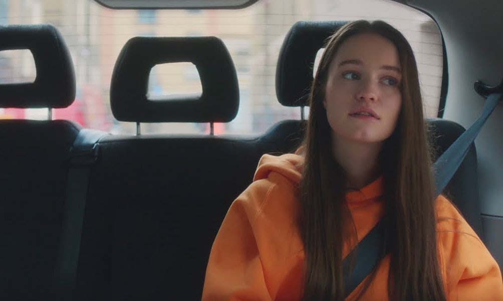 Sigrid shares video for ‘Raw’