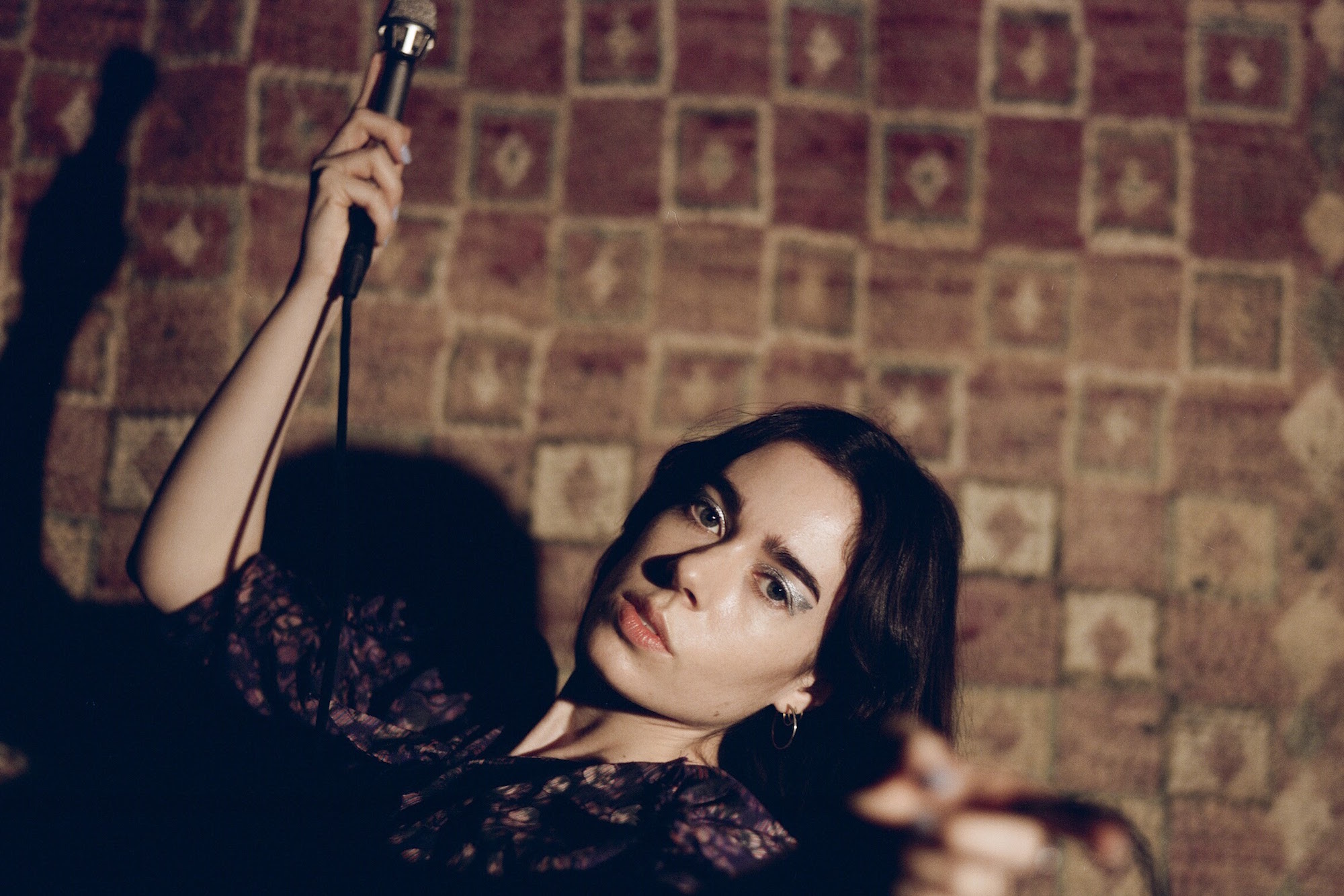 Sinead O’Brien shares mystical new song ‘Fall With Me’