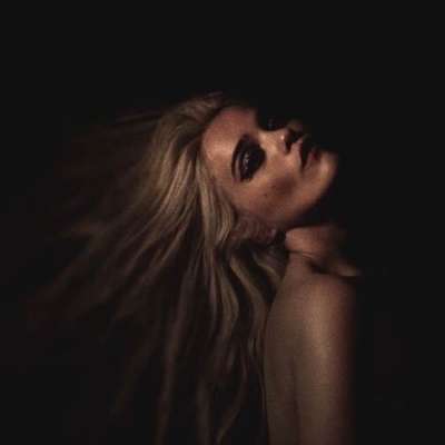Sky Ferreira returns with ‘Downhill Lullaby’