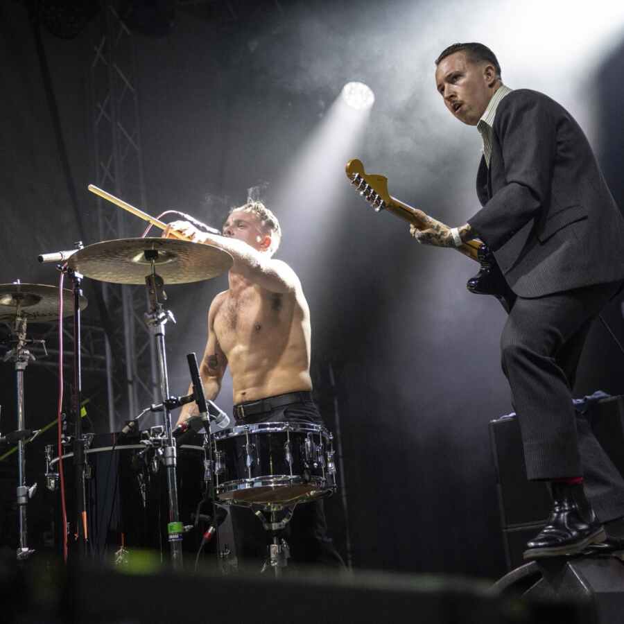 Slaves have announced a massive UK tour for this winter