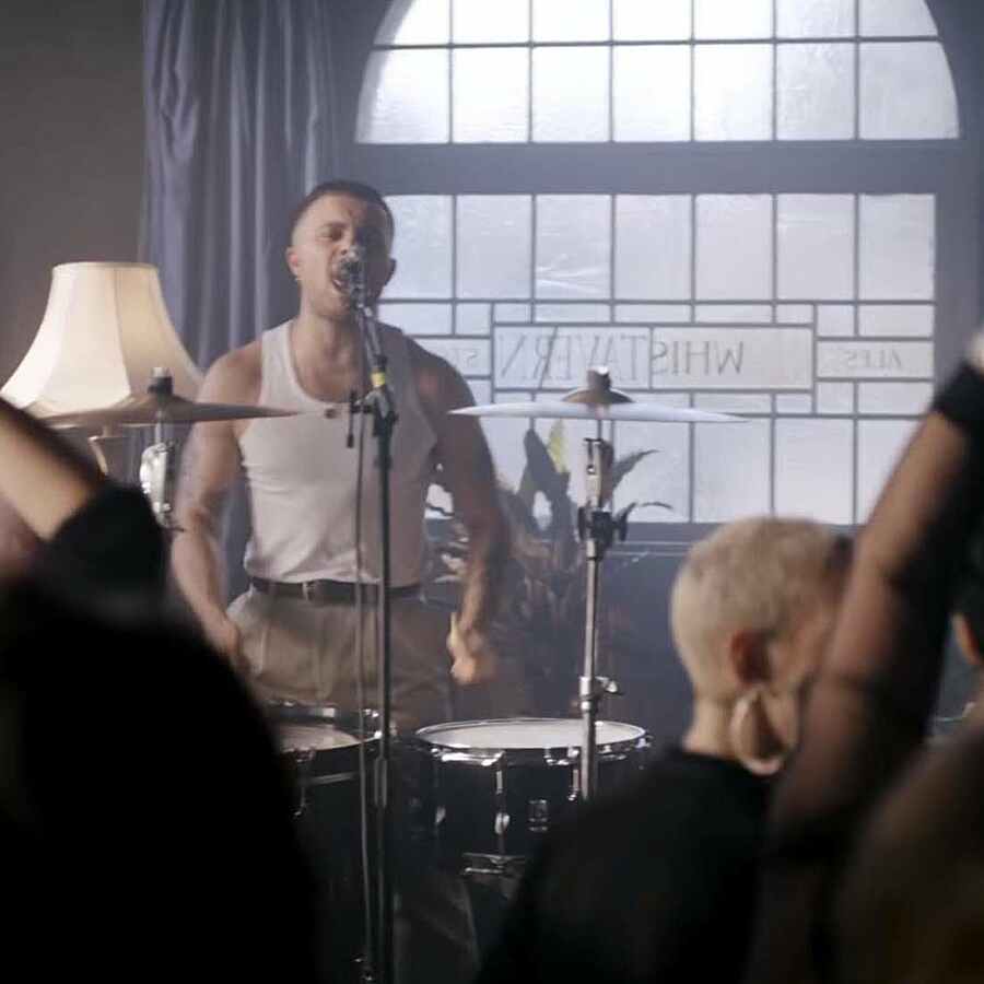 Slaves share a love letter to pubs via video for ‘Bugs’
