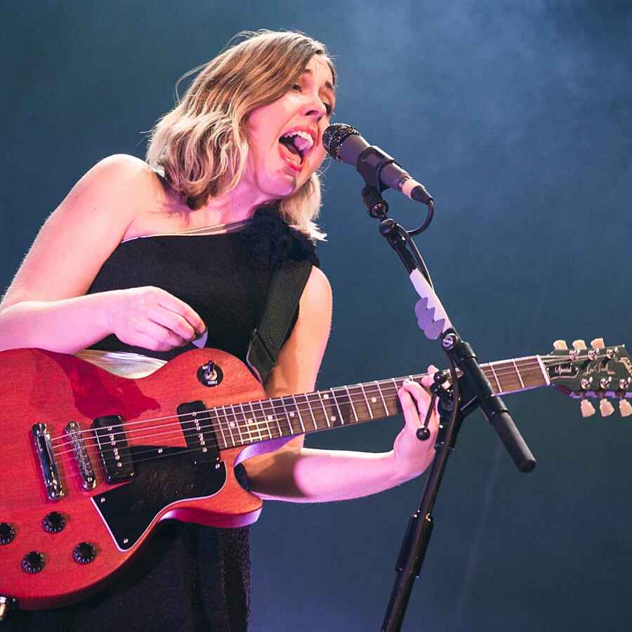 Sleater-Kinney/ R.E.M supergroup Filthy Friends air new track ‘Any Kind of Crowd’
