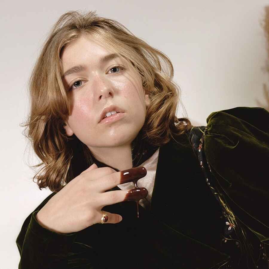 Snail Mail shares new single 'Madonna'