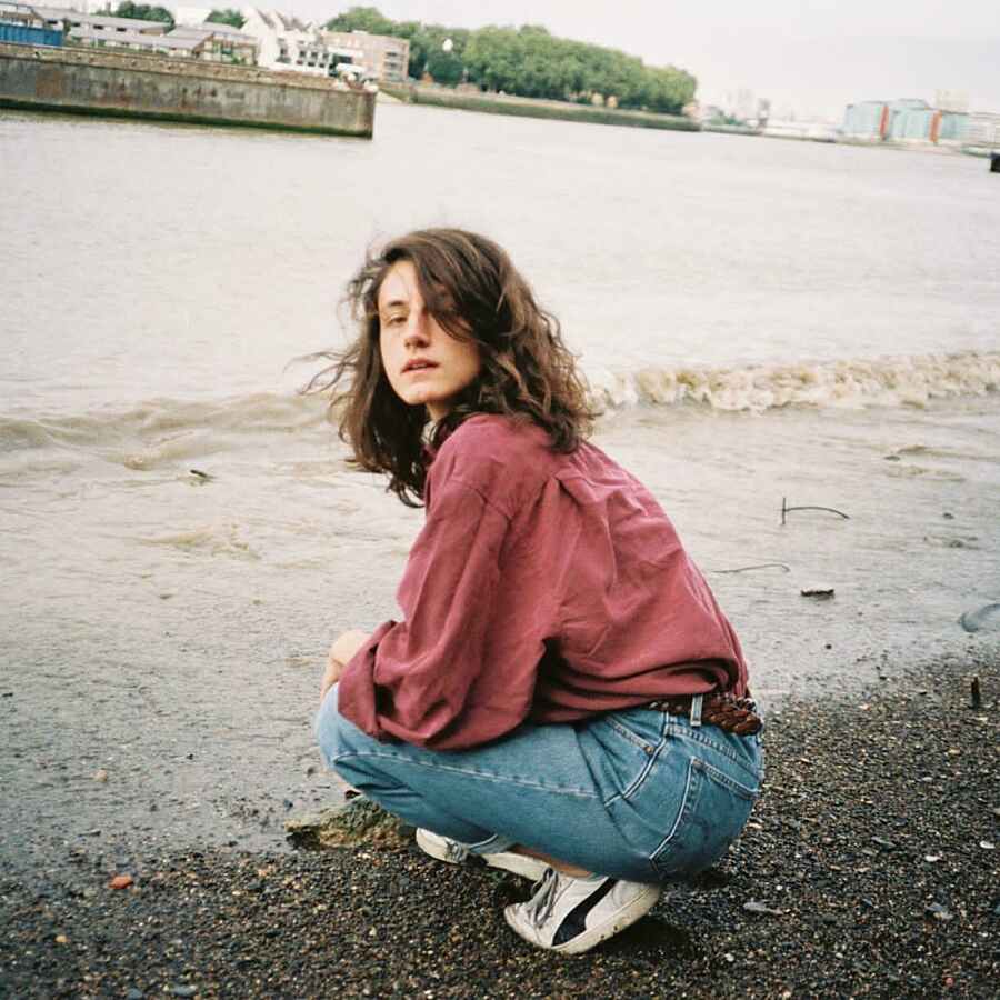 Sophie Jamieson unveils new single 'Downpour'