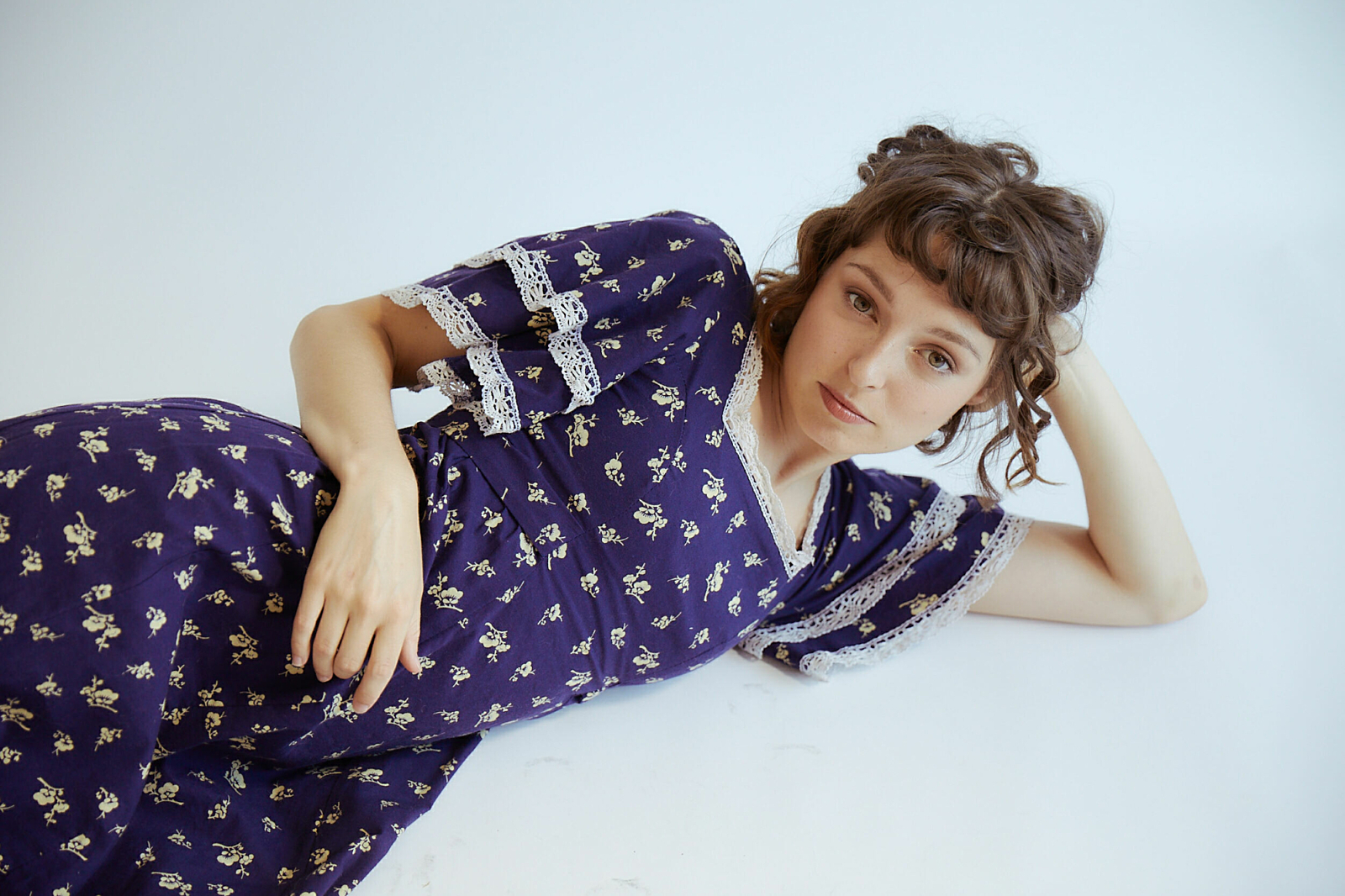 Stella Donnelly shares new single 'Flood'