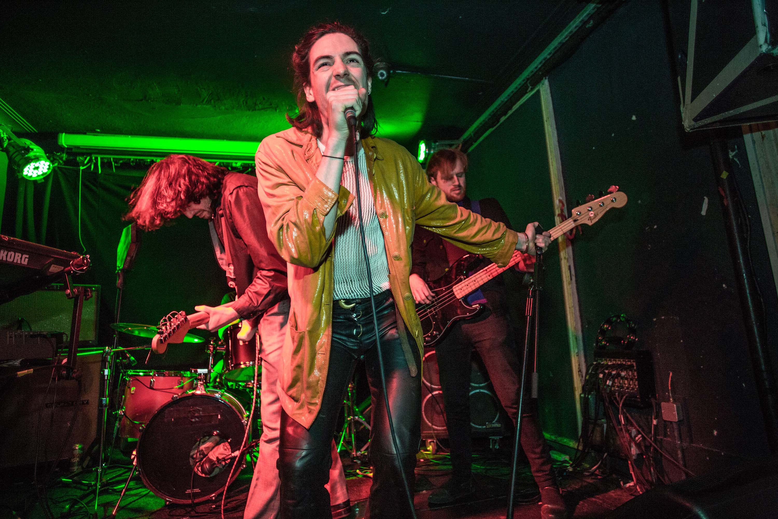 Sweat, Her’s and Azusena keep the Hello 2017 juggernaut running at The Old Blue Last