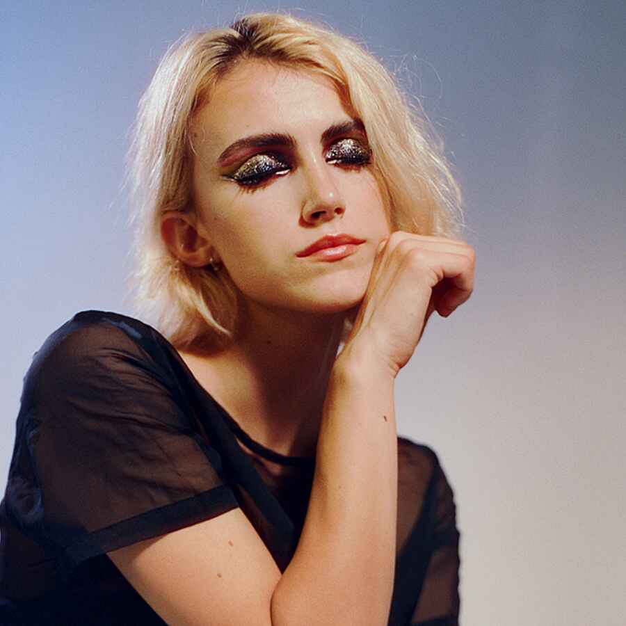 Swimming Girls conjure up another indie banger on 'Beneath You'