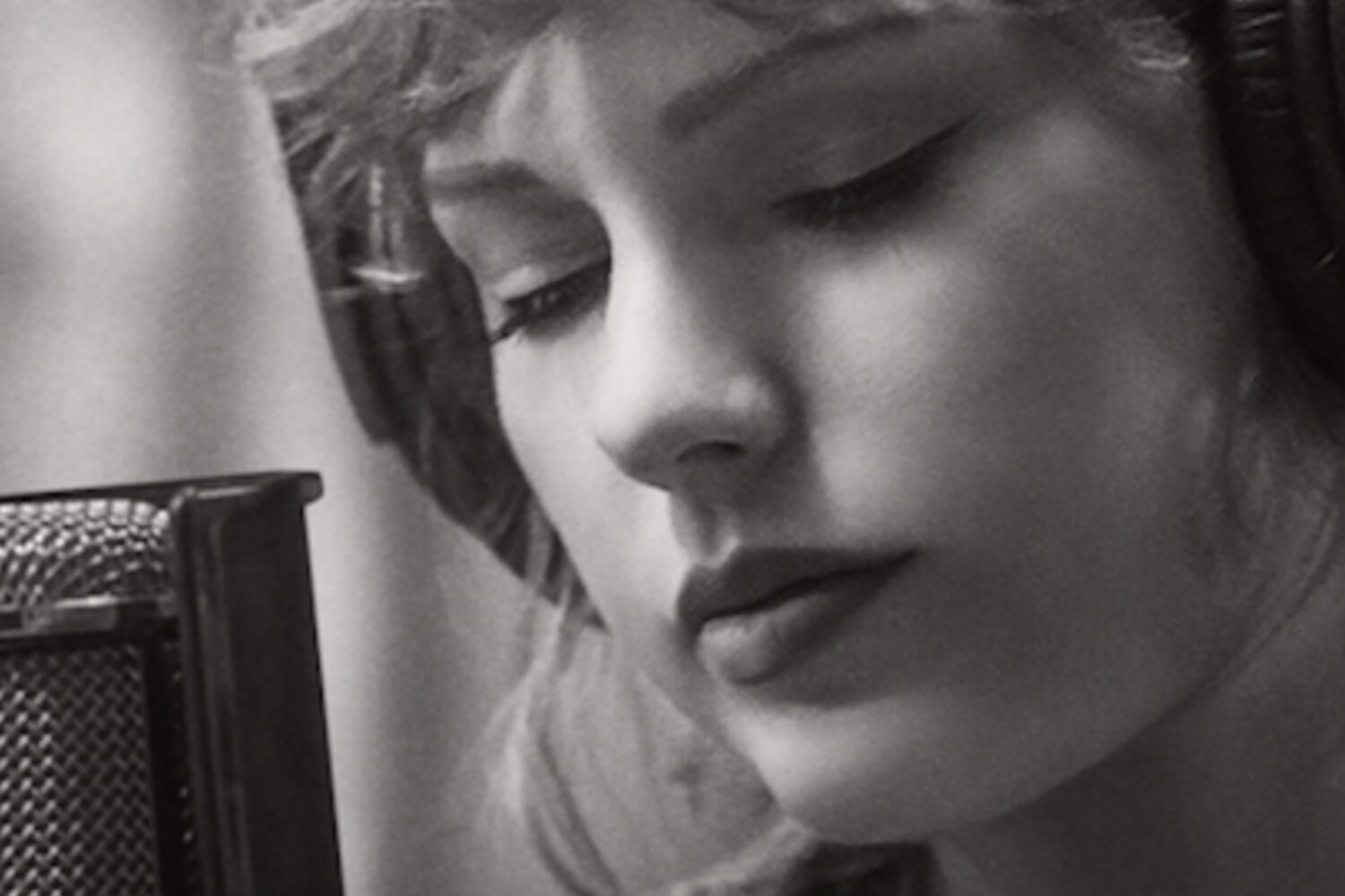 Taylor Swift Teases Re Recorded Material With Snippet Of Love Story News Diy