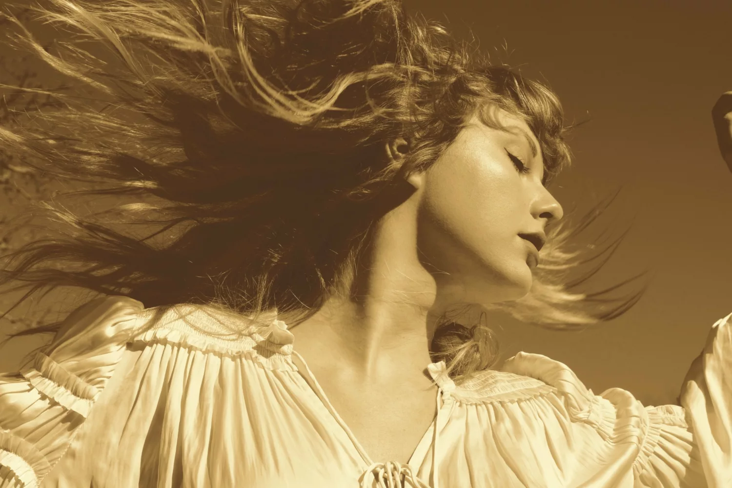Taylor Swift finishes re-recording of 'Fearless'