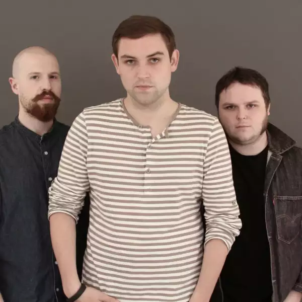 Robert Smith covers The Twilight Sad’s ‘There’s A Girl in the Corner’
