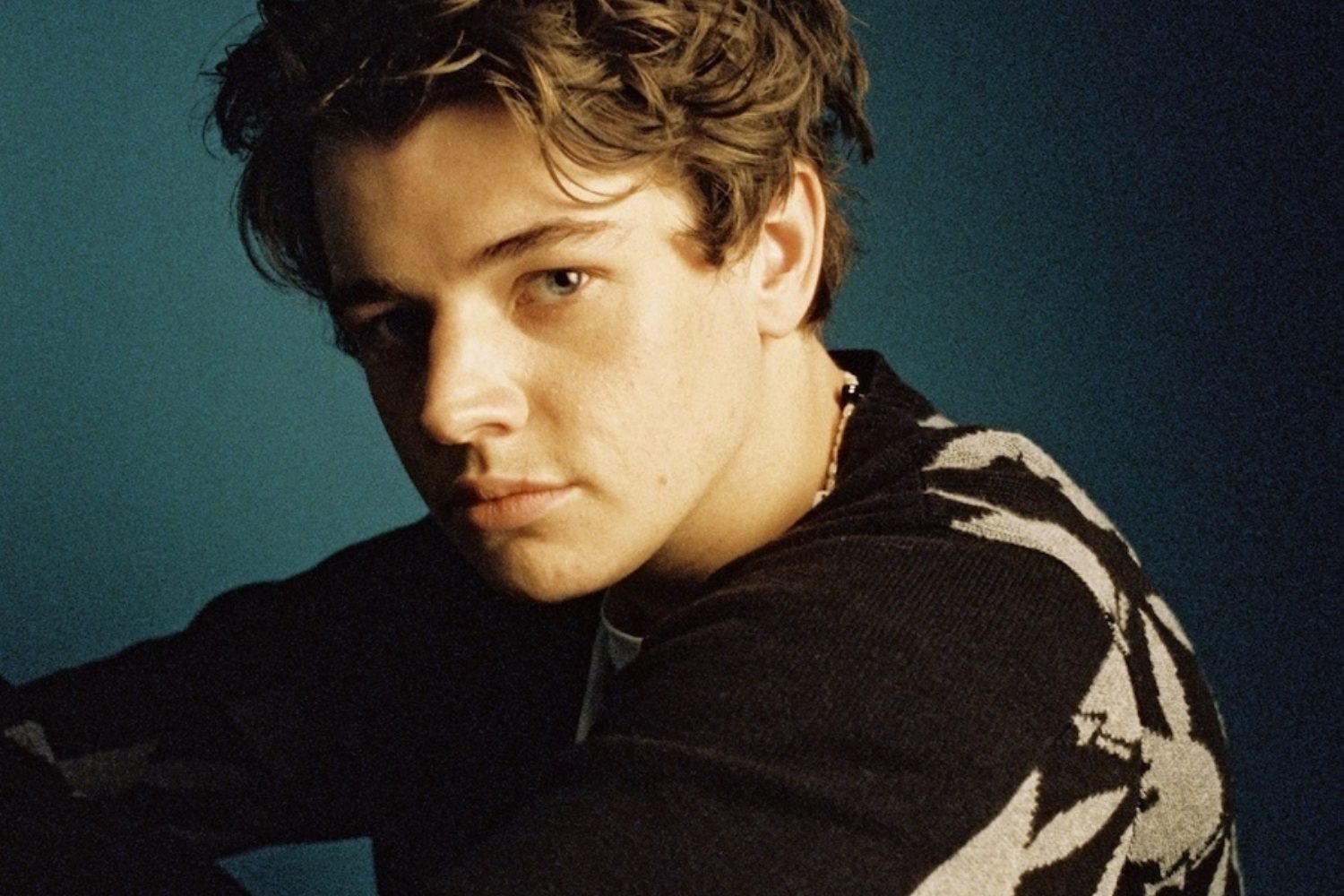 Thomas Headon drops new bop 'Nobody Has To Know'