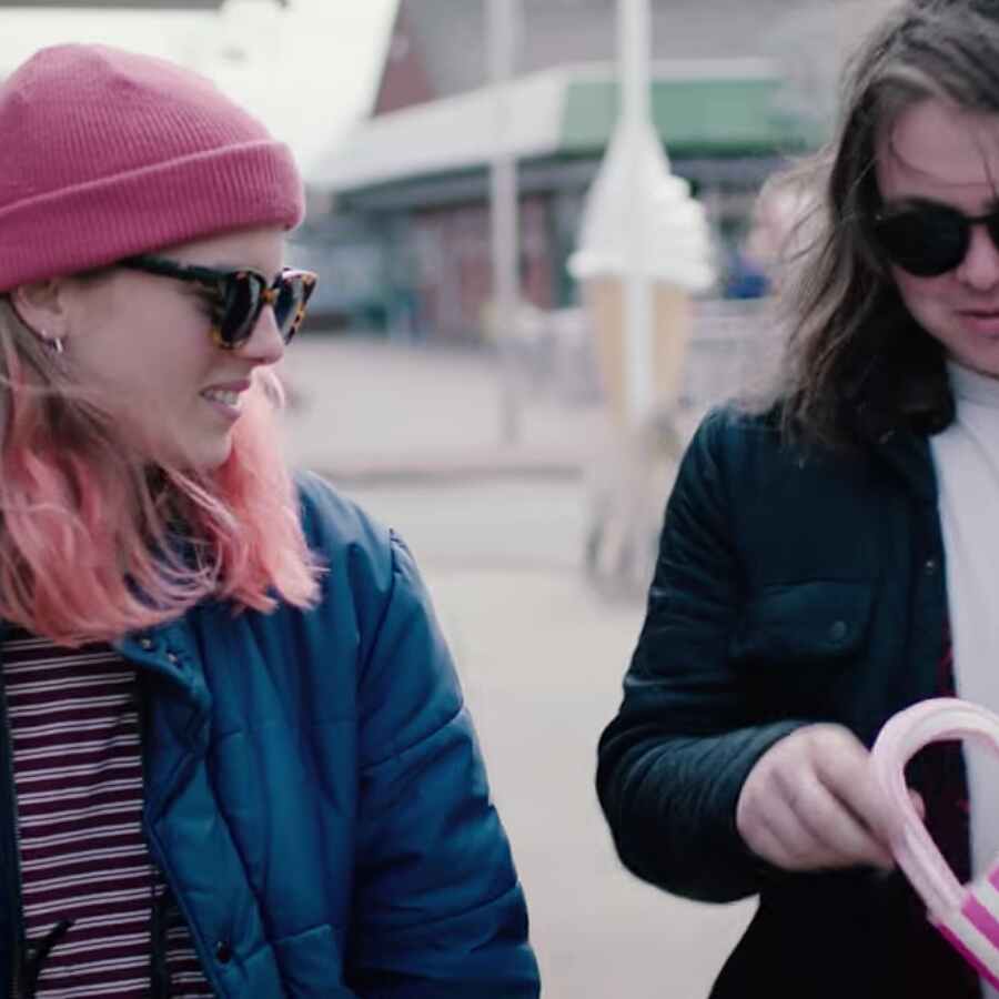 Toothless shares video for 'Palm's Backside', featuring Marika Hackman