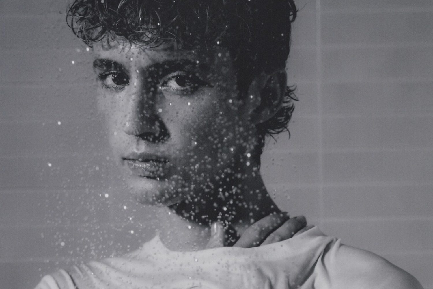 Troye Sivan unveils "mega pop, gay, power ballad" 'Angel Baby'