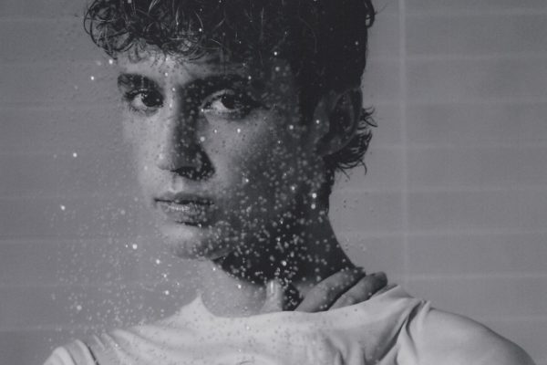 Troye Sivan unveils "mega pop, gay, power ballad" 'Angel Baby'