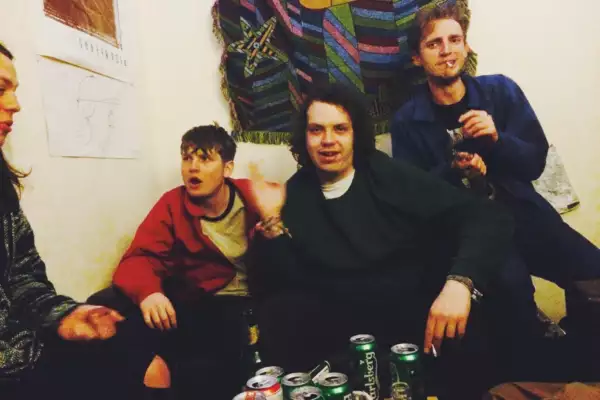 The Neu Bulletin (Trudy, Pouty, Jouk Mistrow & more)