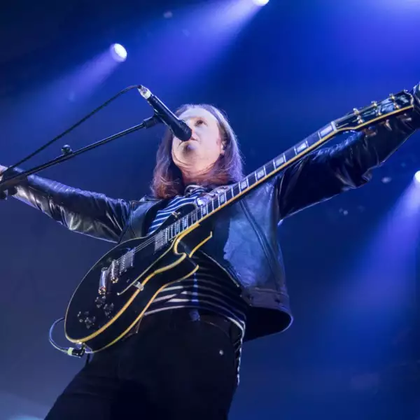 Two Door Cinema Club and Franz Ferdinand are headed to NOS Alive 2018