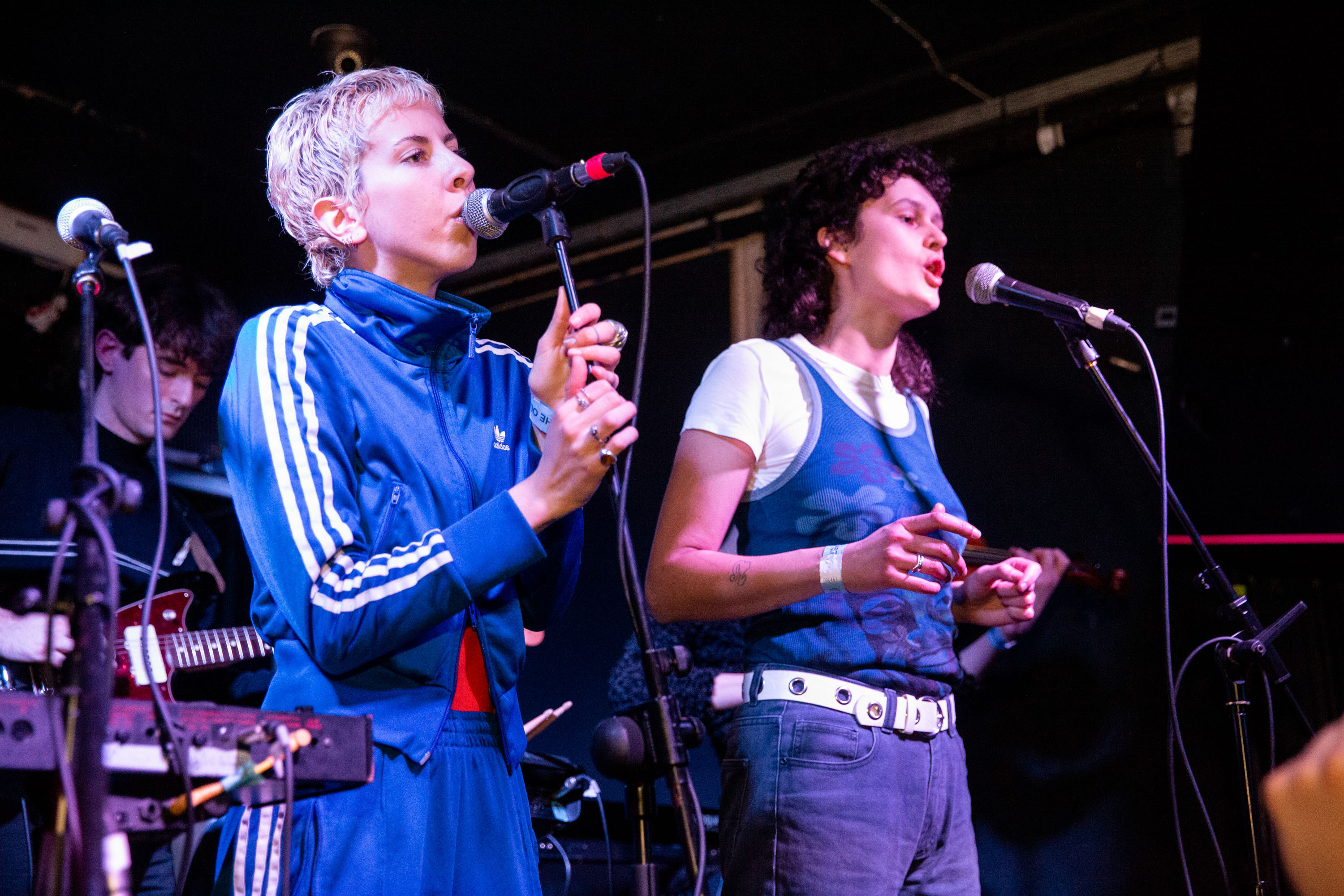 Night 3 of Hello 2022 delivers hits & hedonism from The Umlauts, English Teacher & more | Live Review - Vimarsana News