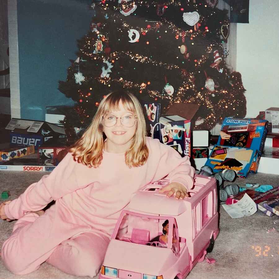 U.S. Girls releases 'Santa Stay Home'