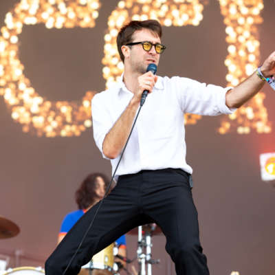 The Vaccines have teamed up with Kylie Minogue for new song ‘LAZY’