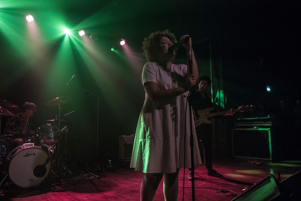 Dilly Dally, Weaves and Abattoir Blues, Scala, London