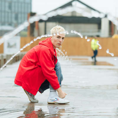 Will Joseph Cook gets tropical on new track ‘Plastic’