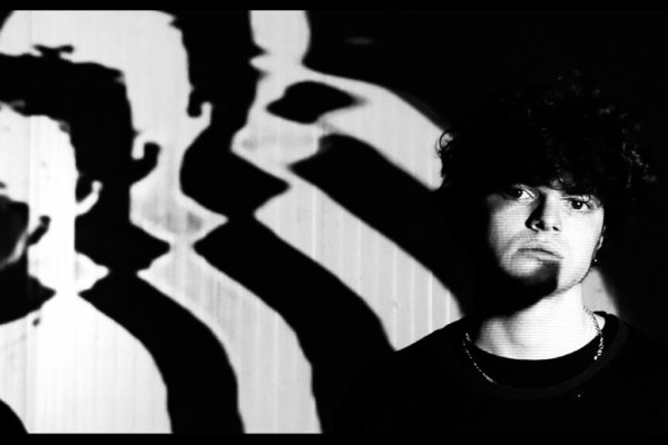 Working Men's Club release new track 'X'