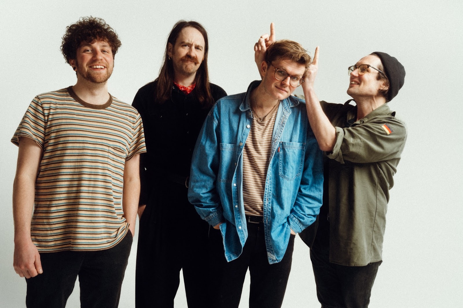 Yard Act share new single 'Pour Another' - Vimarsana News