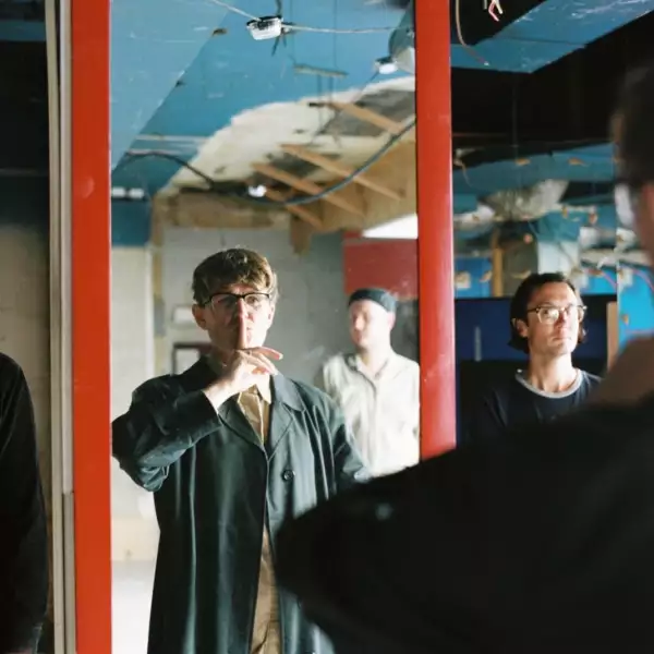 The Neu Bulletin (Yard Act, Tate McRae, Aiko Tomi and more!)