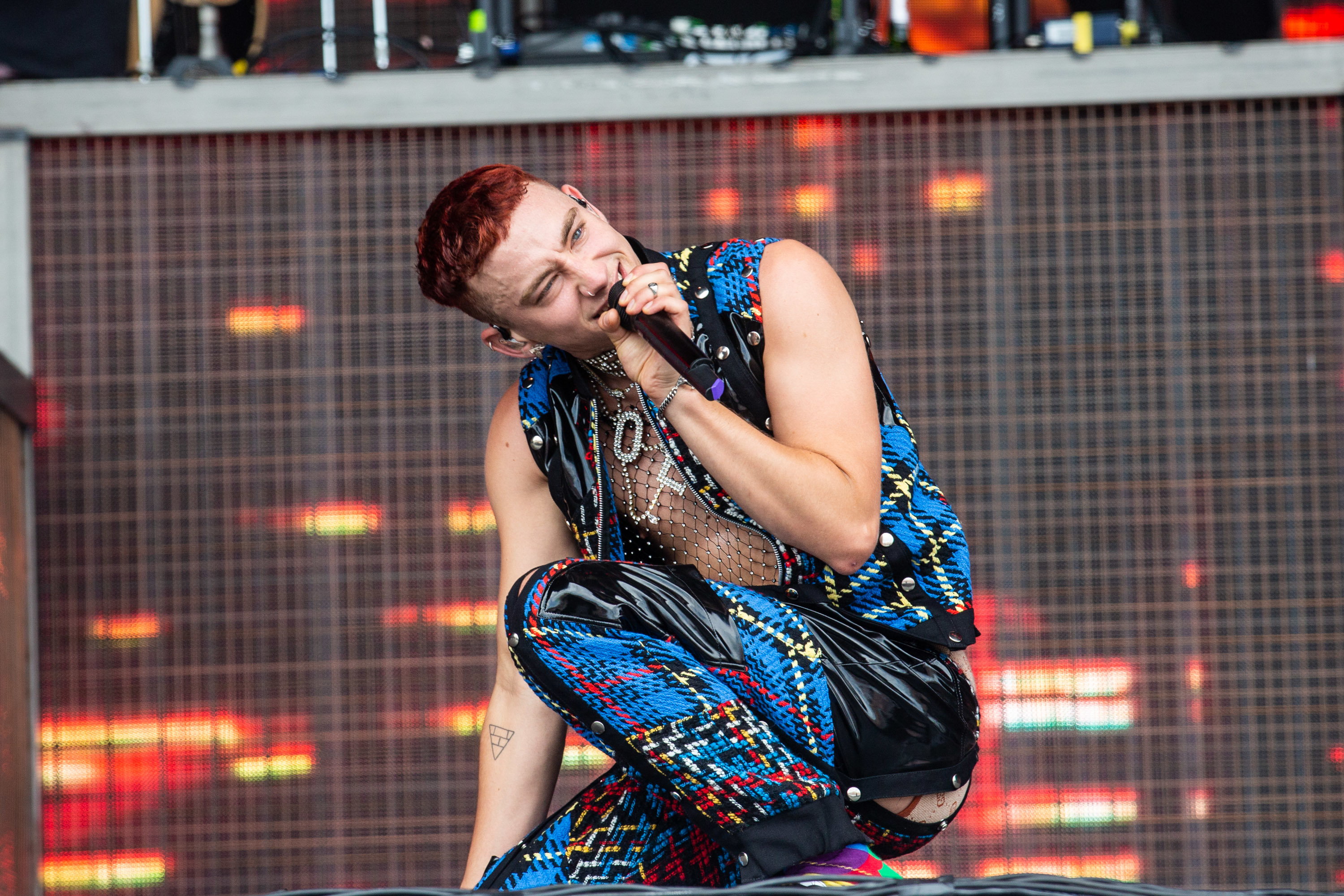 Get Years And Years Band Olly Background