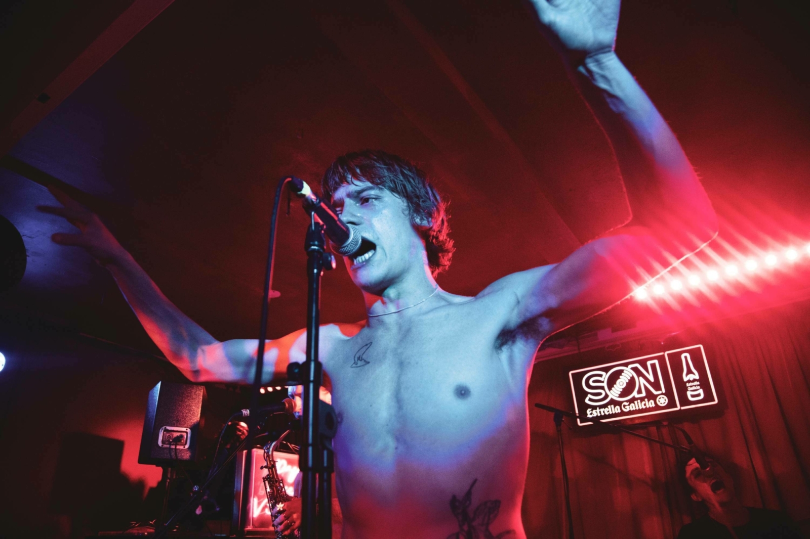 DEADLETTER & Melenas join forces for memorable SON Estrella Galicia show